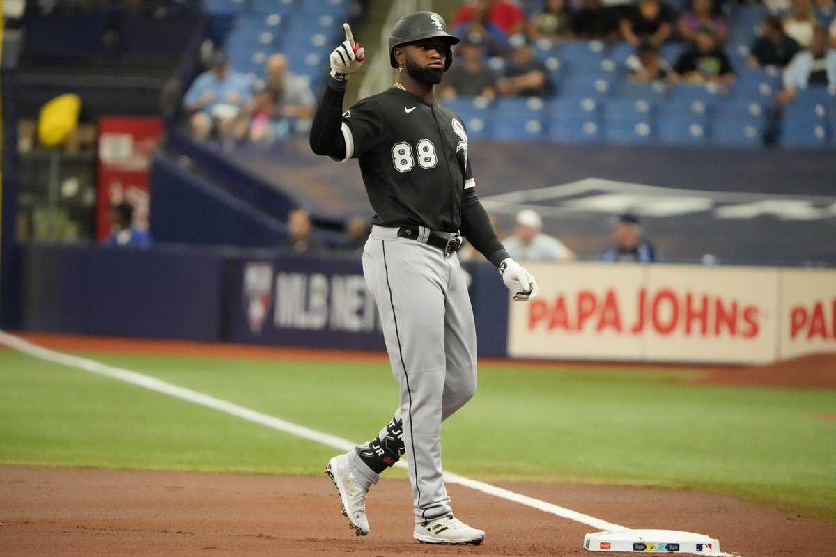 White Sox outfielder Luis Robert Jr.