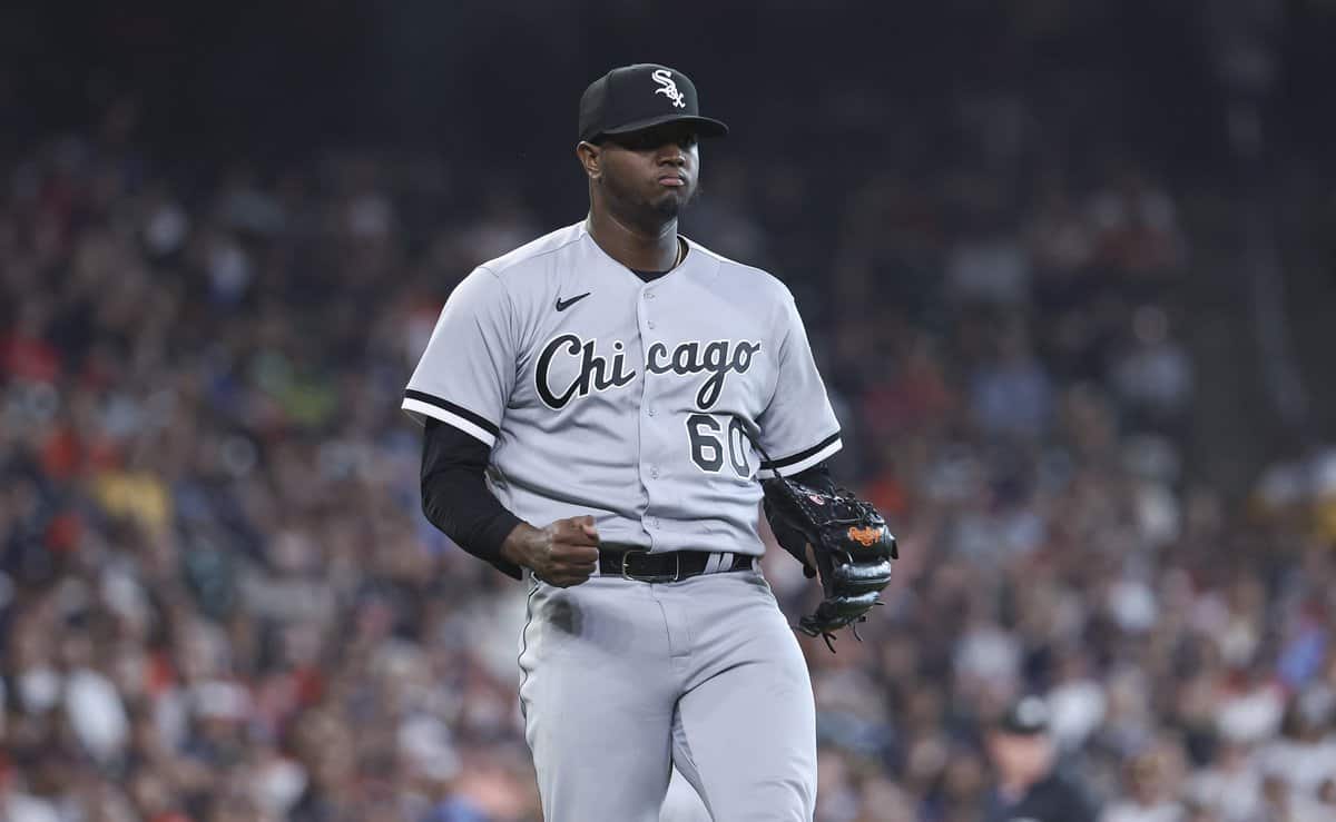 White Sox reliever Gregory Santos