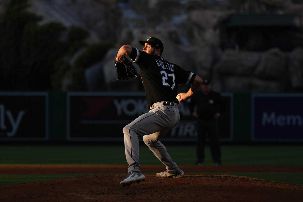 Lucas Giolito starts for the White Sox against the Angels