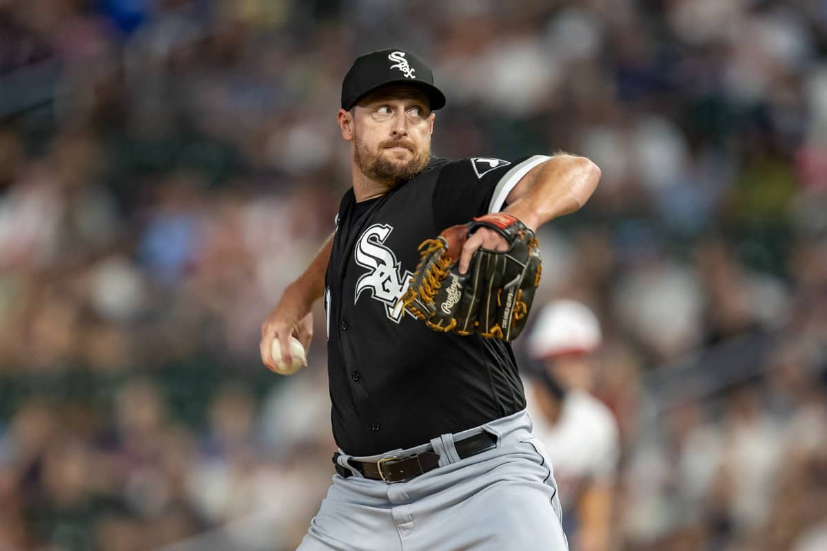 White Sox reliever Bryan Shaw