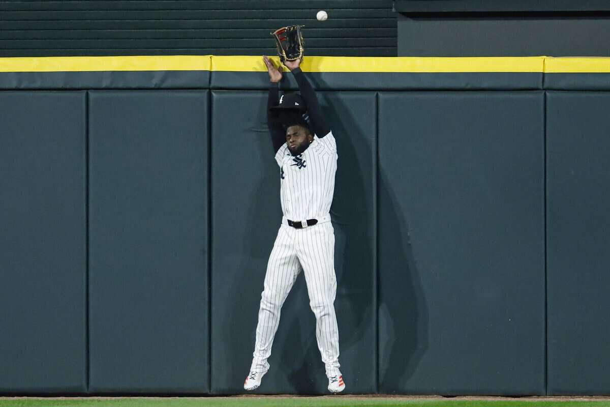 White Sox outfielder Luis Robert Jr.