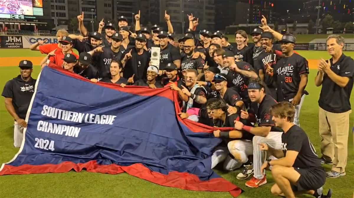 Birmingham Barons celebrate Southern League championship