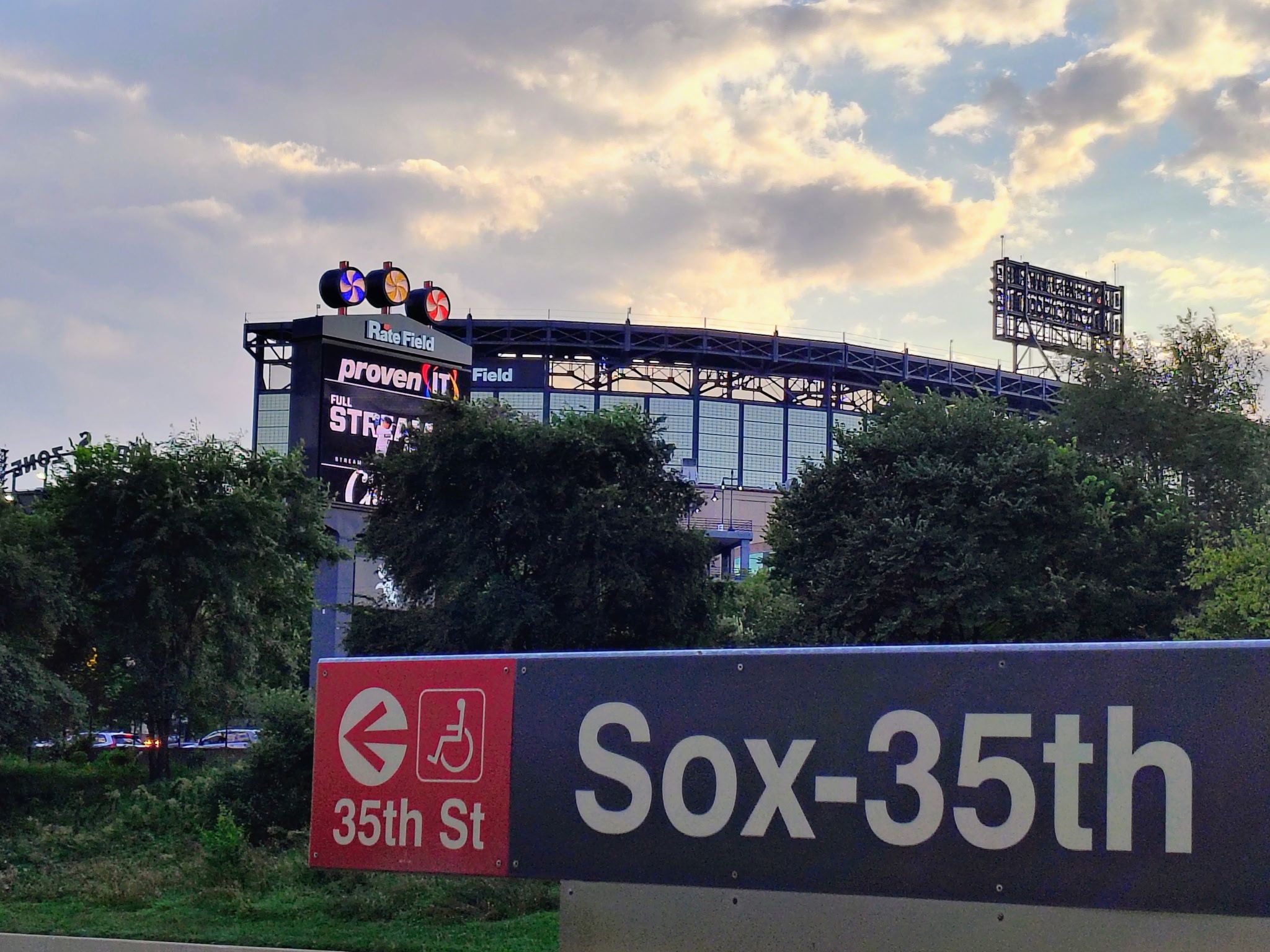 Red Line White Sox-35th Stop in front of Rate Field